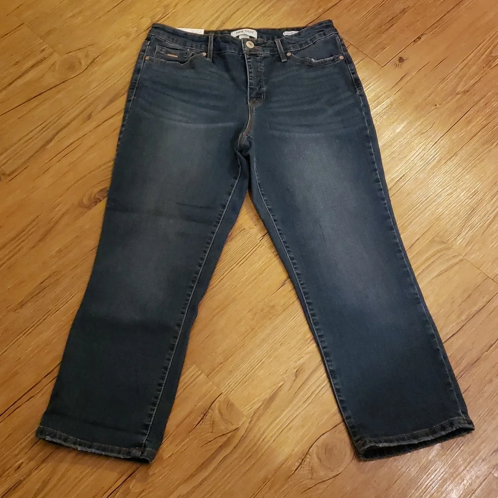 Nine West Capri Pant - Picture 2 of 10